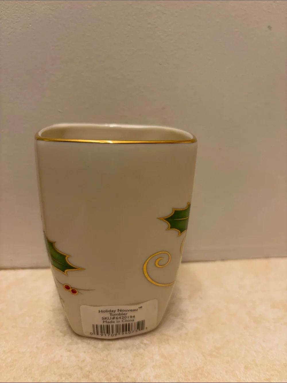 Lenox Holiday Nouveau Ceramic Bath Accessory Set in Ivory and Gold